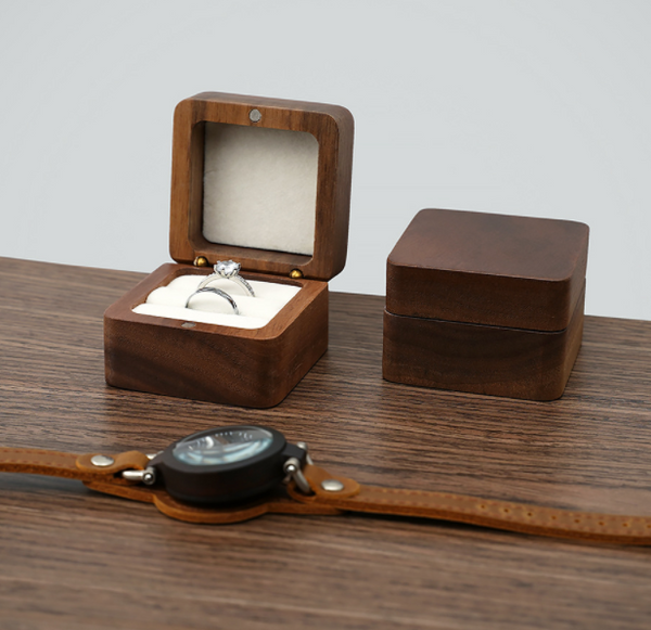 Compact Wooden Ring Keeper