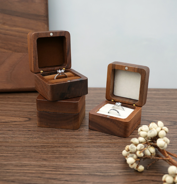 Compact Wooden Ring Keeper
